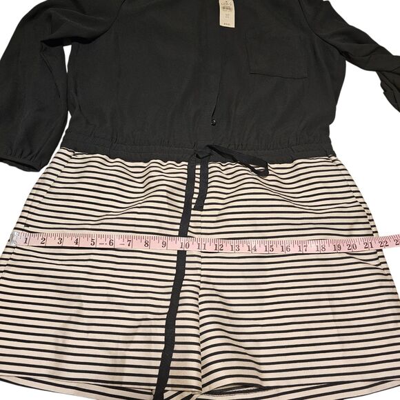 Ann Taylor LOFT Striped Romper Black White Long Sleeve Women’s 12P Petite NWT - Picture 5 of 7